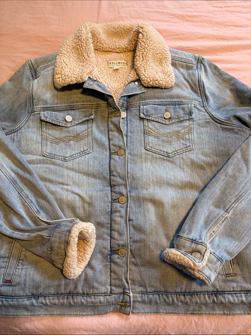 Idyllwind Light Wash Denim Jacket with Cream Sherpa